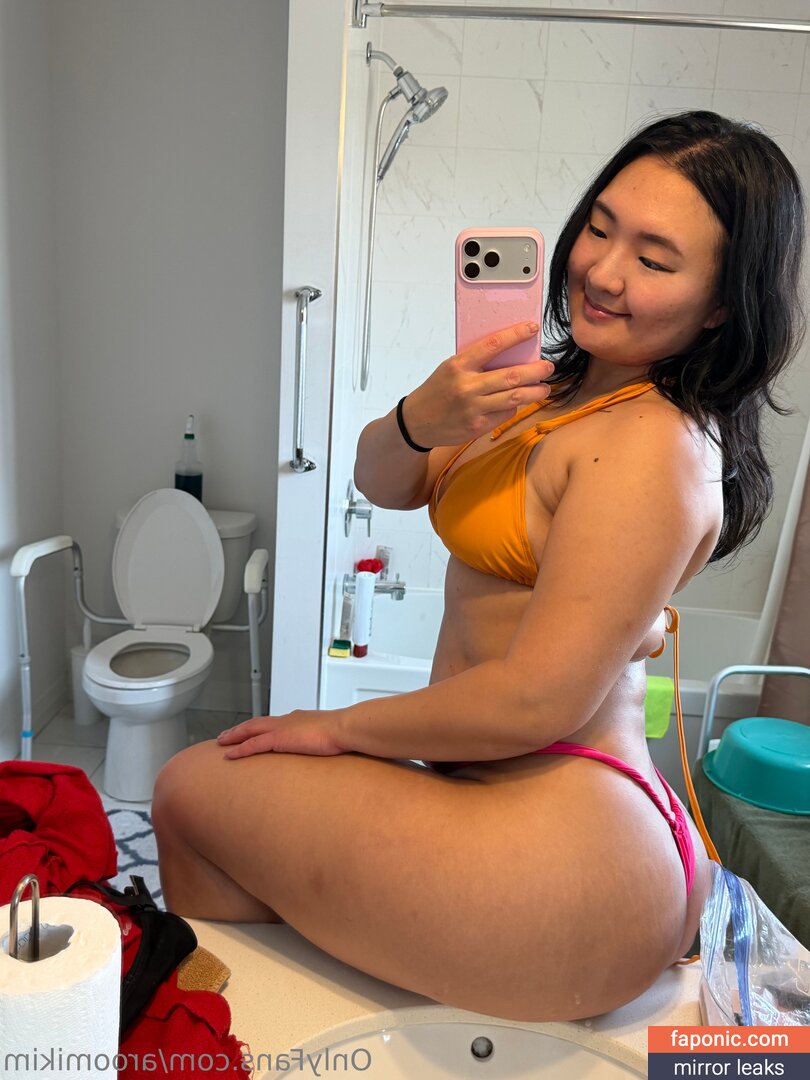 Aroomi Kim
