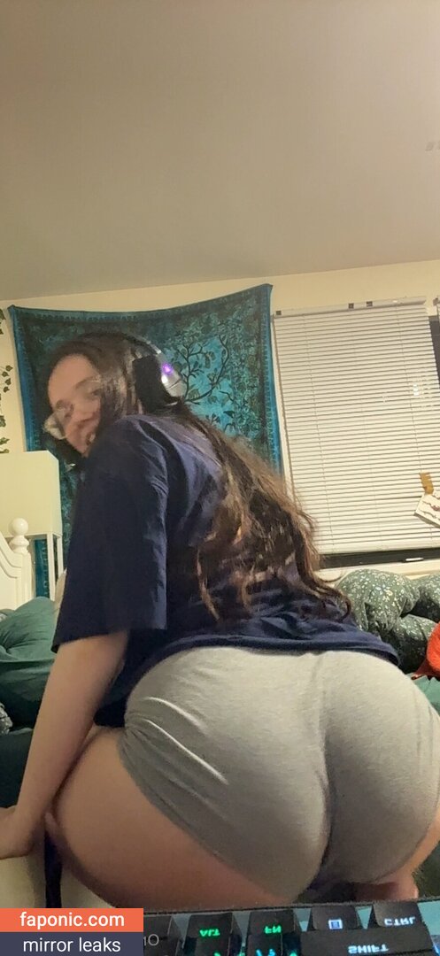 liiias, livof18, olivialiiias Nude Leaks OnlyFans Photo #20