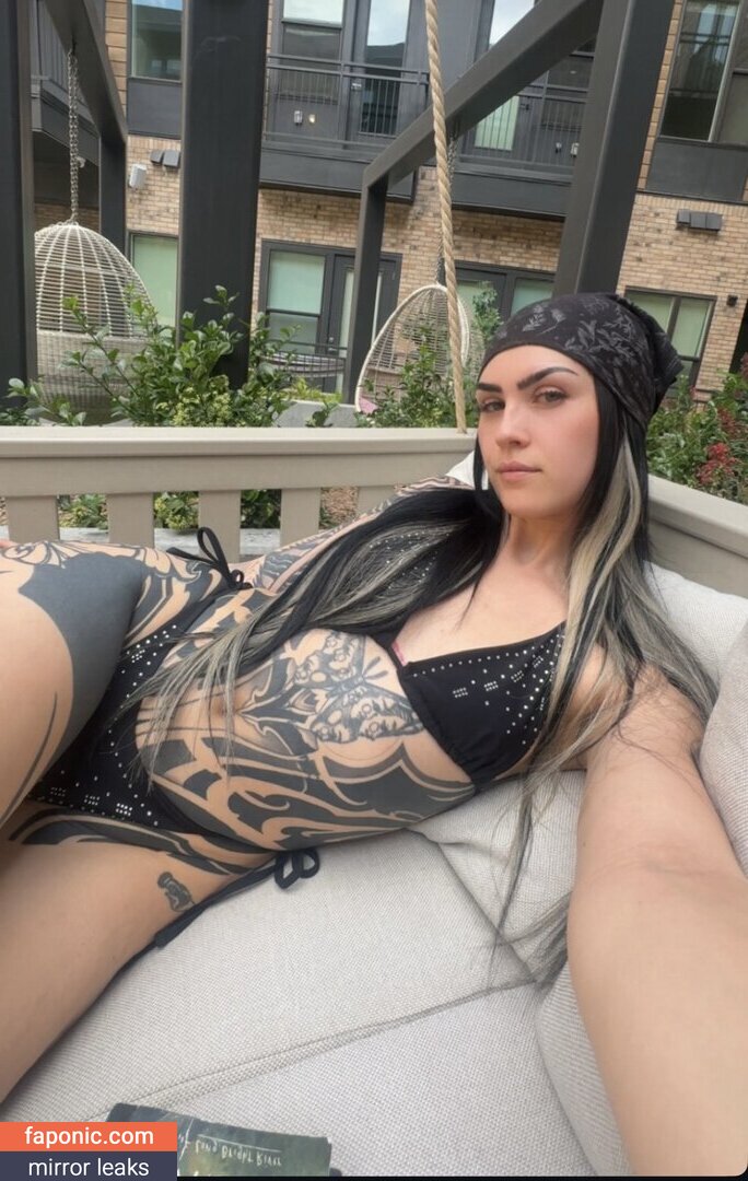 Angela Rhodes