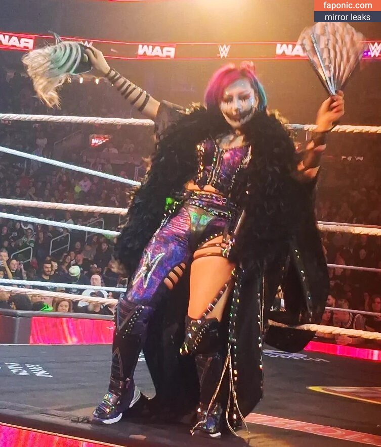 Asuka WWE