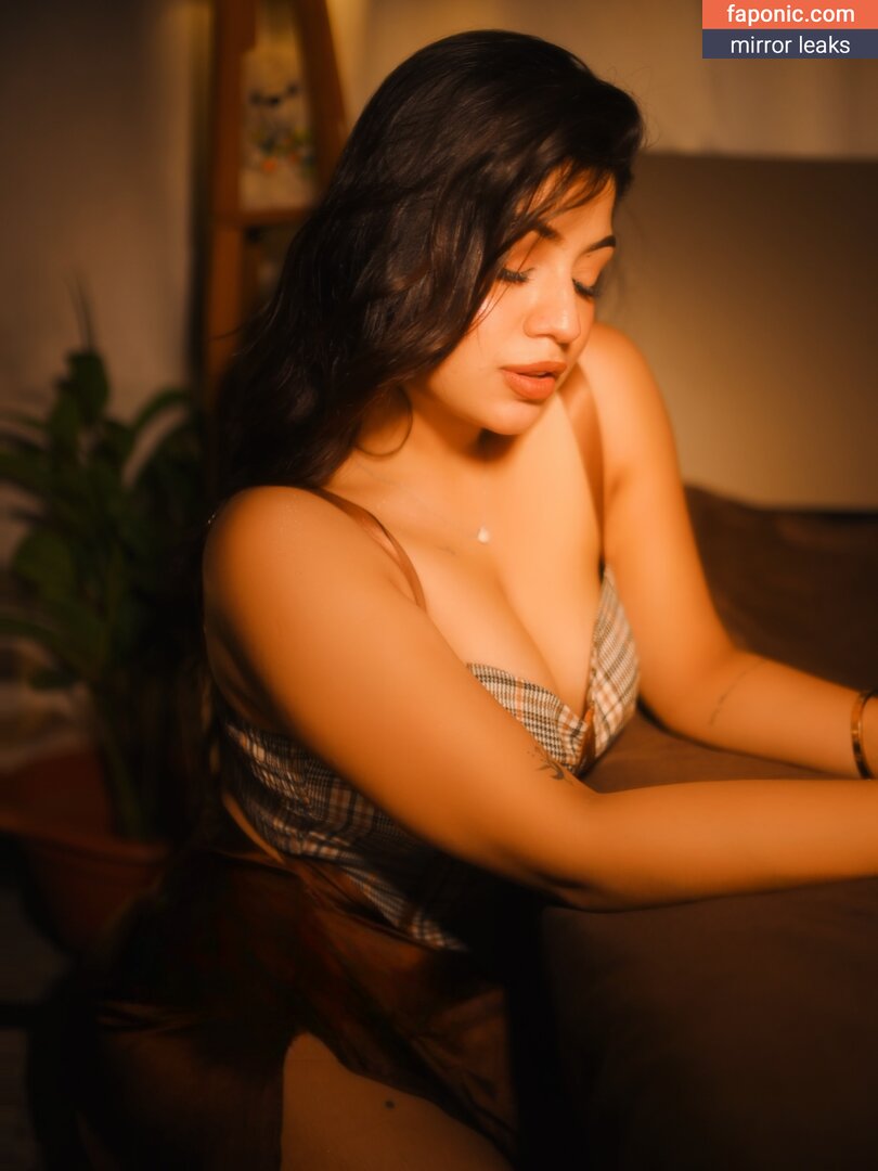 Chandrika Passionica