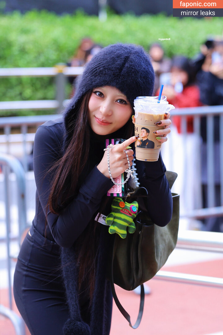 Huh Yunjin 허윤진