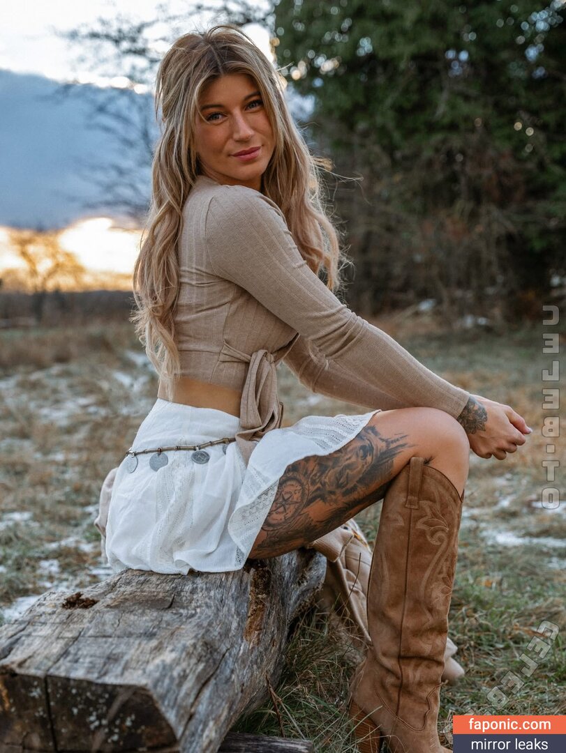 Julia Sch&auml;fer