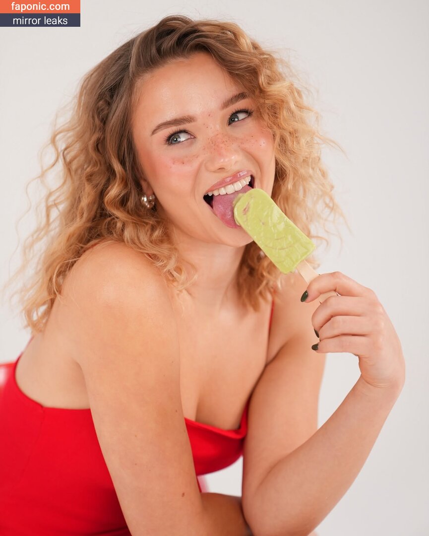 Julia Willecke