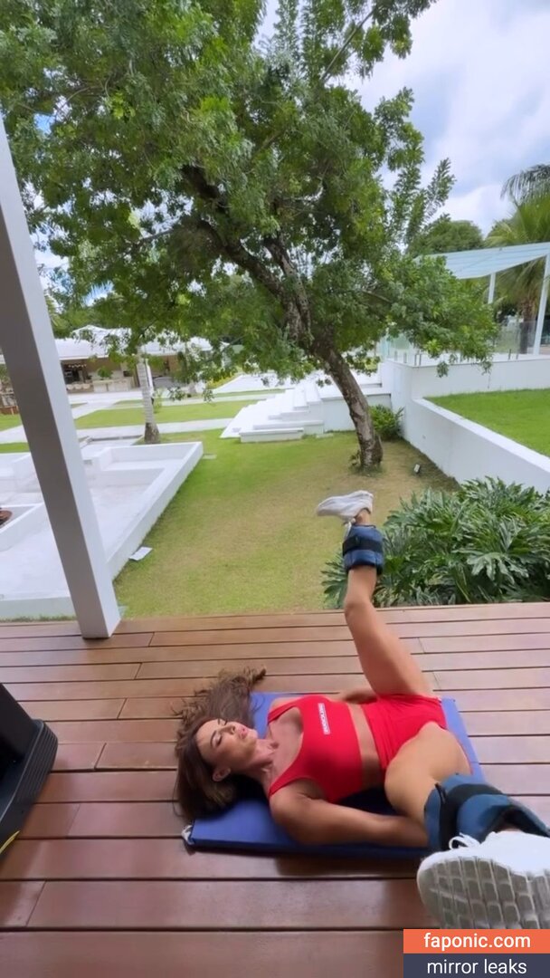Nicole Bahls