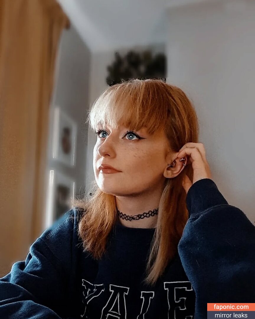 Recklesslyred Rarelyredox