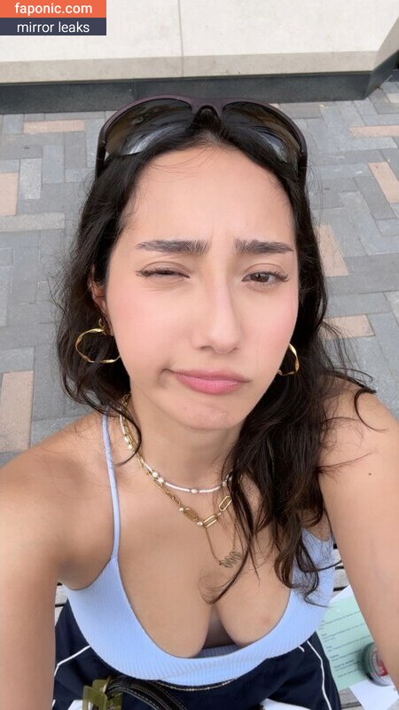 Sabrina Pezeshkian
