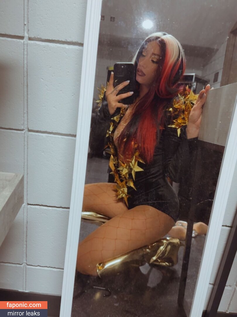 Sasha Banks