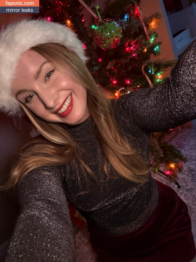 Sonja Reid aka OMGitsfirefoxx