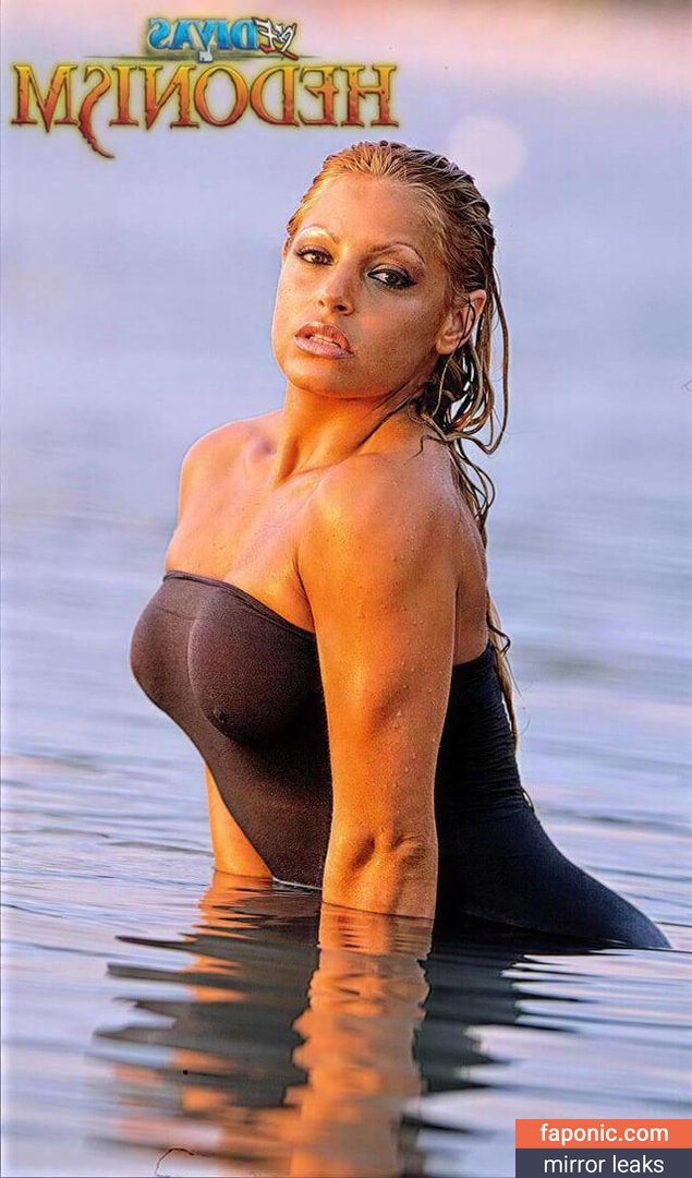 Trish Stratus