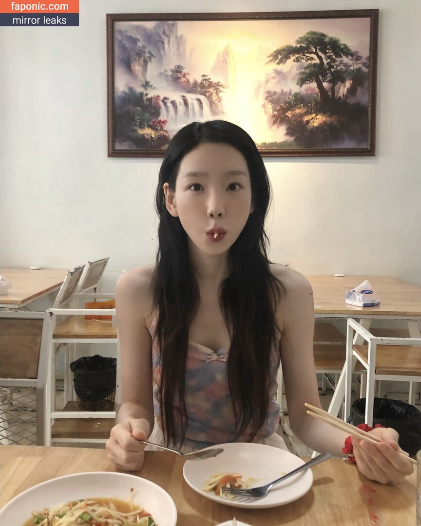 WomenK-pop