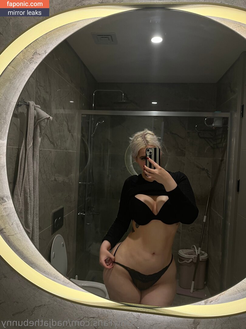 yourfavoritenextdoorgirl